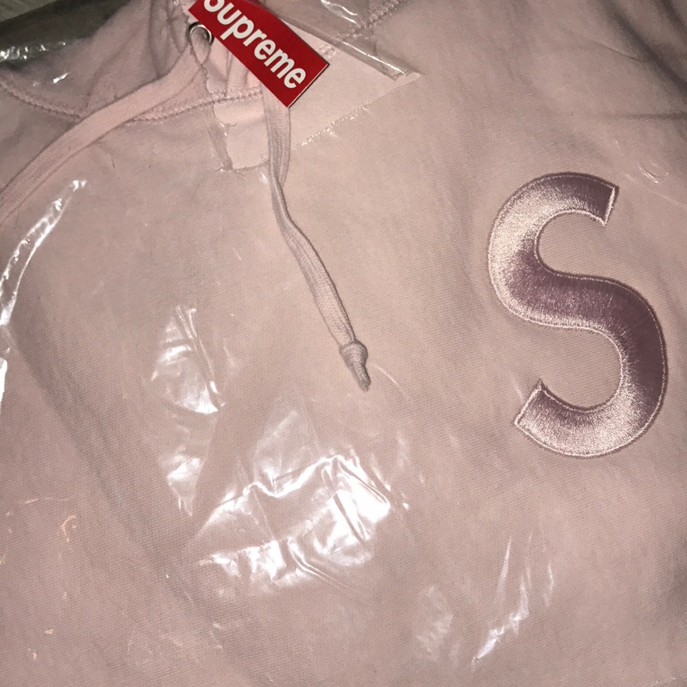 supreme hoodie light pink size L